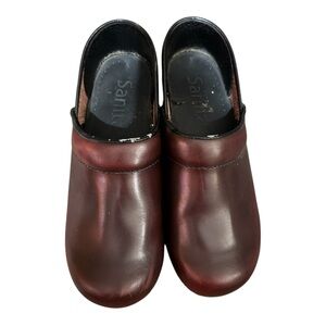 Sanita Professional Cabrio Leather Clogs – Bordeaux – EU 36